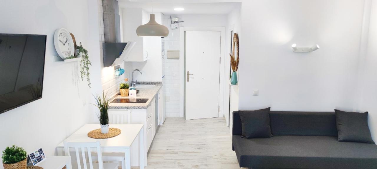 El Estudio De La Playa Benalbeach Holidays Paradise Benalmádena Buitenkant foto